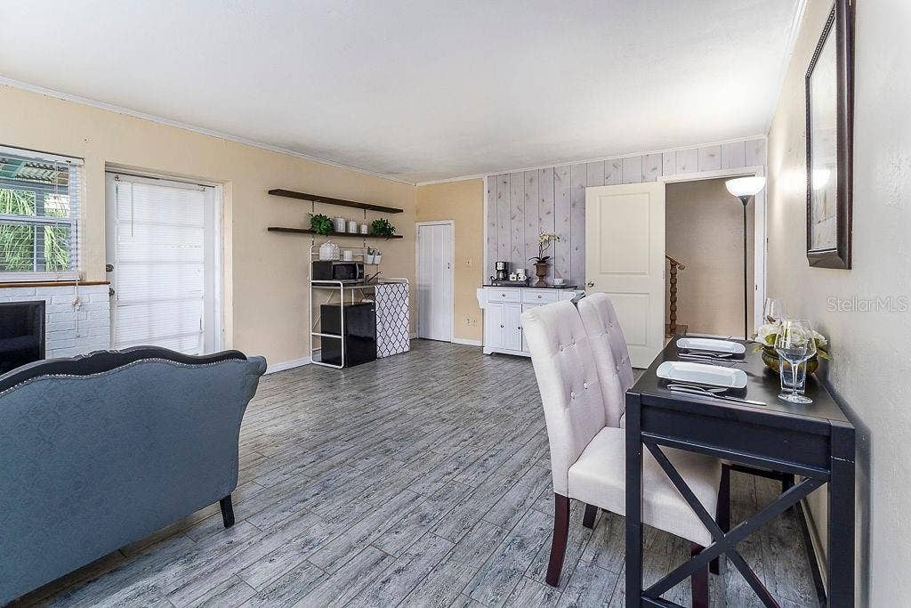 11 S UNIVERSITY CIRCLE, Deland, FL 32724