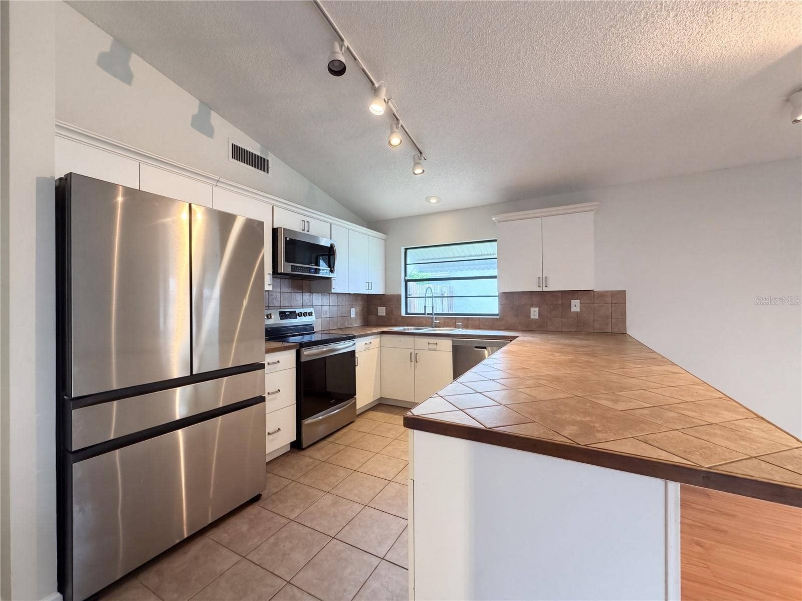 1309 KEEL PLACE, Valrico, FL 33594 1309 KEEL PLACE, Valrico, FL 33594
