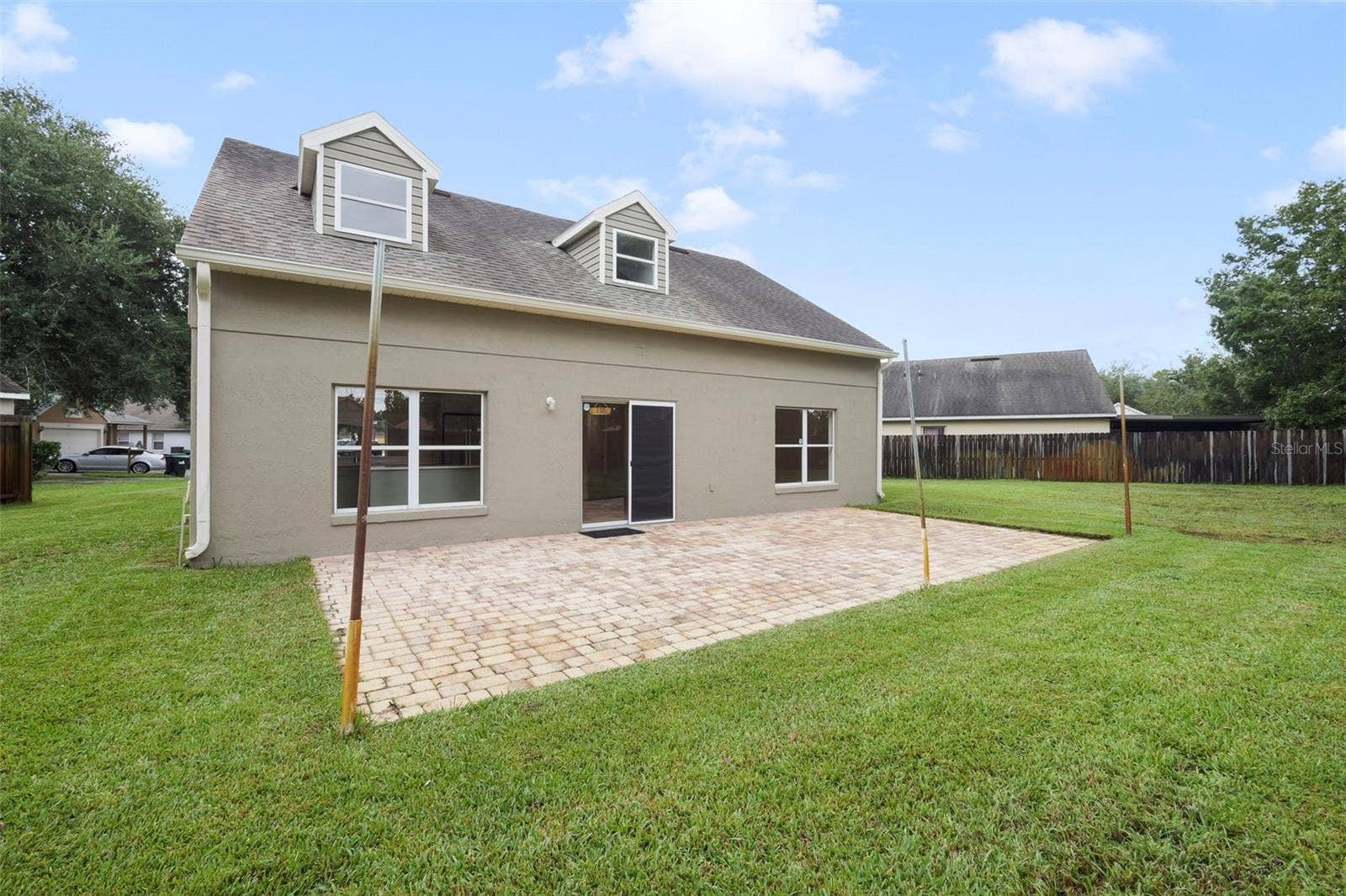 Rear Paver patio - Image 2