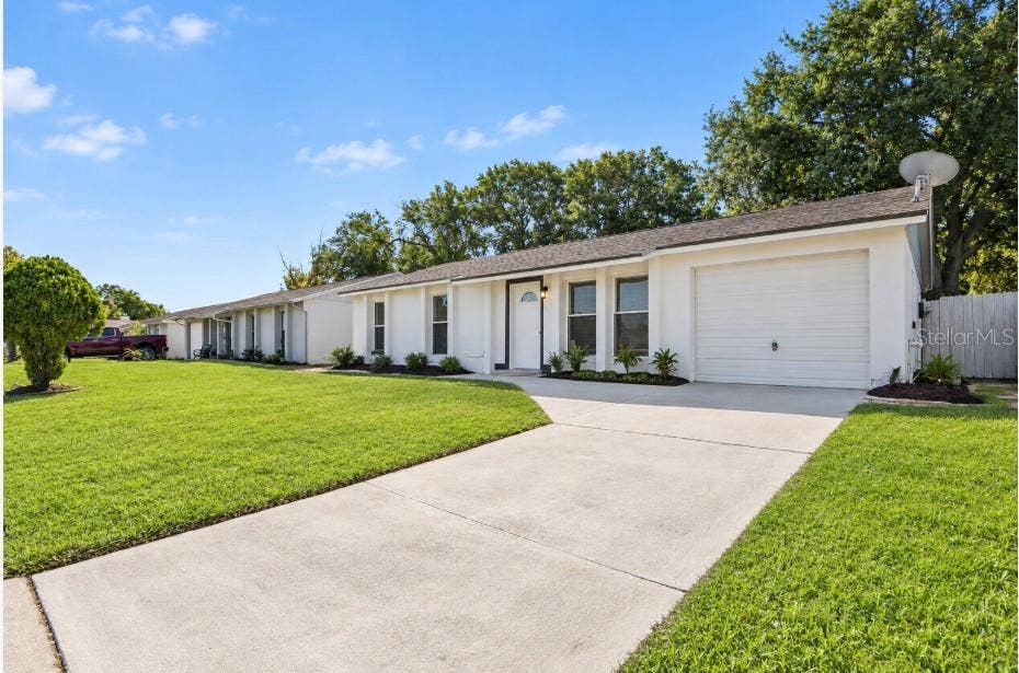 3610 FALLING LEAF LANE, Orlando, FL 32810