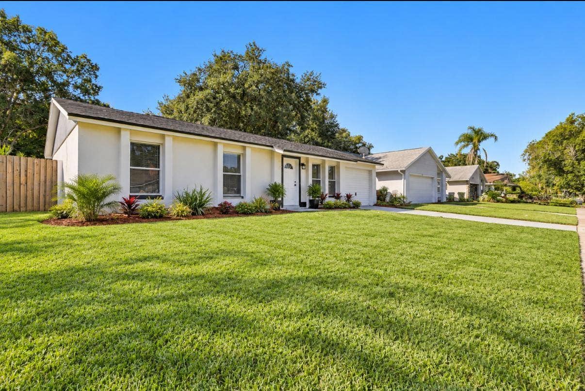 3610 FALLING LEAF LANE, Orlando, FL 32810