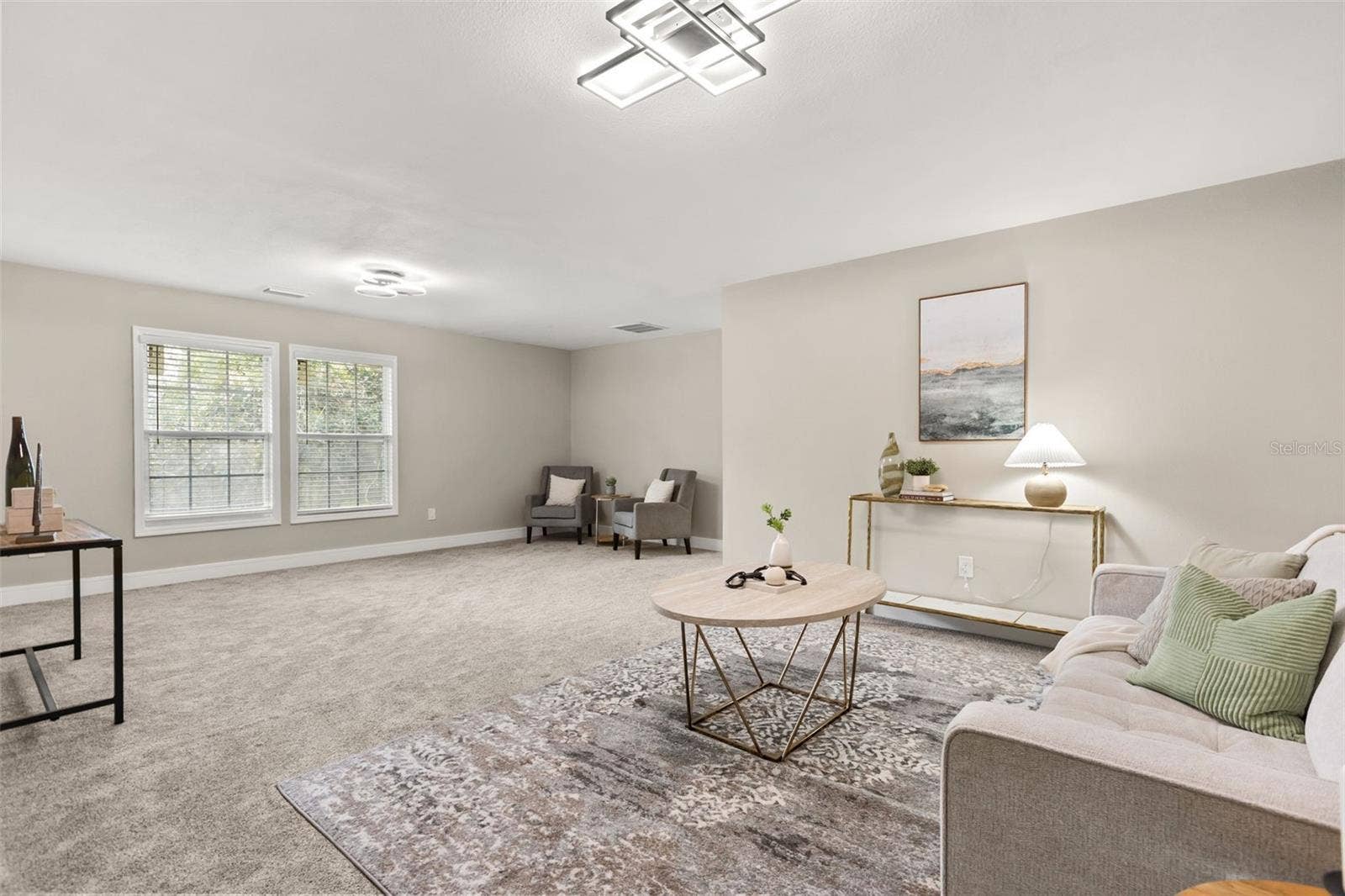 15 E LAUREL STREET, Apopka, FL 32703