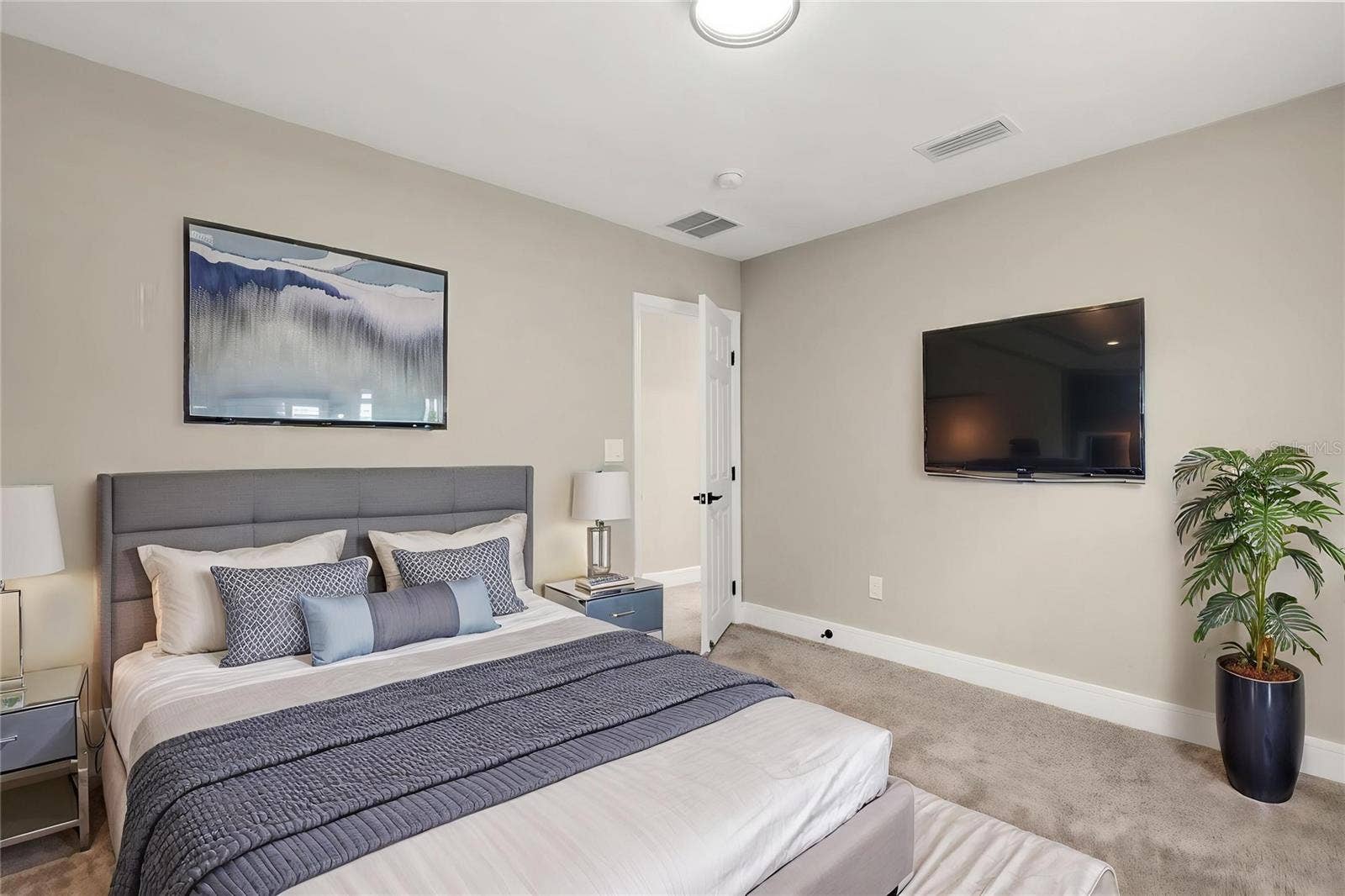 *Virtual Staging*
