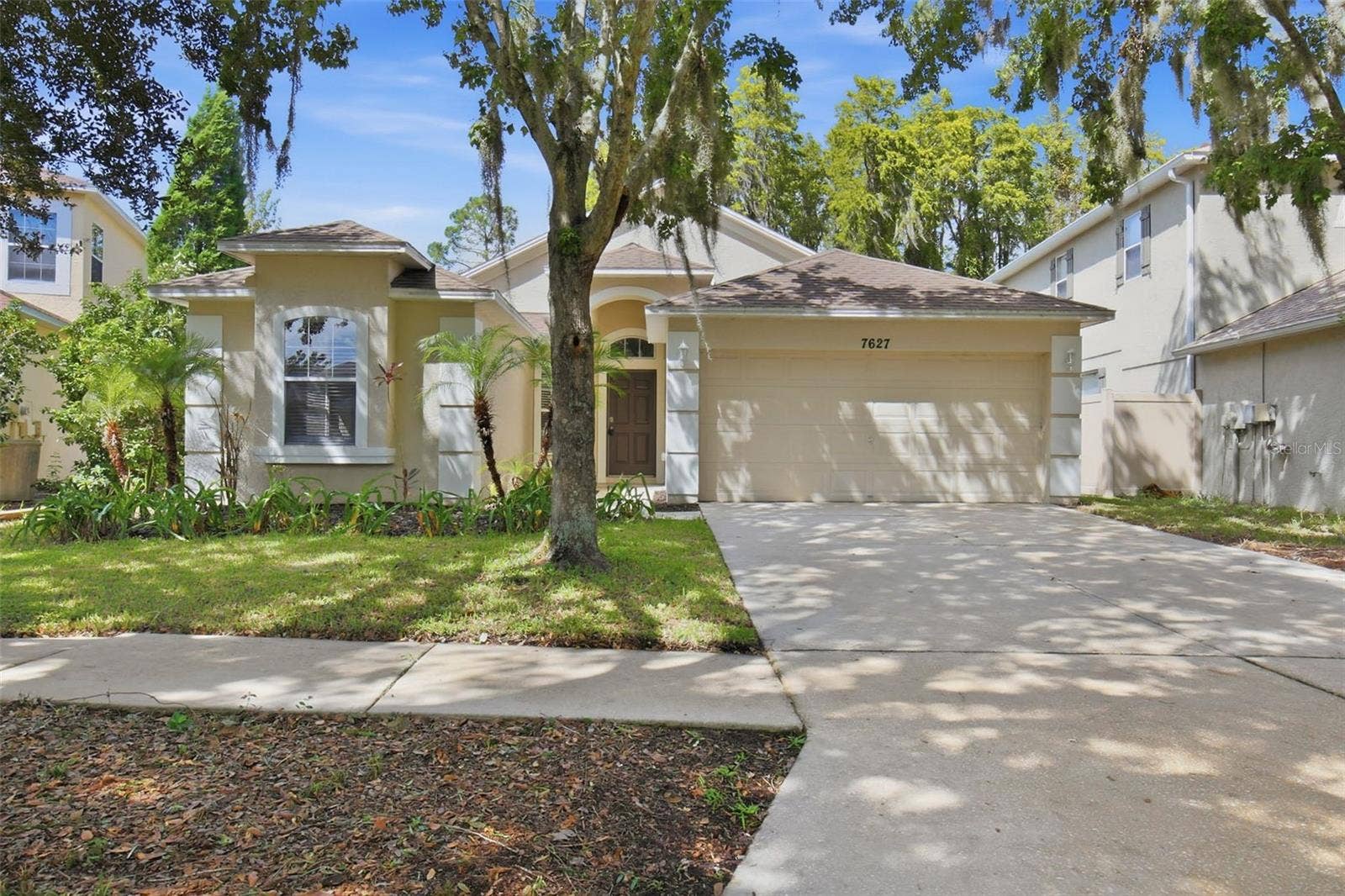 7627 BLUE SPRING DRIVE, Land O Lakes, FL 34637 7627 BLUE SPRING DRIVE, Land O Lakes, FL 34637