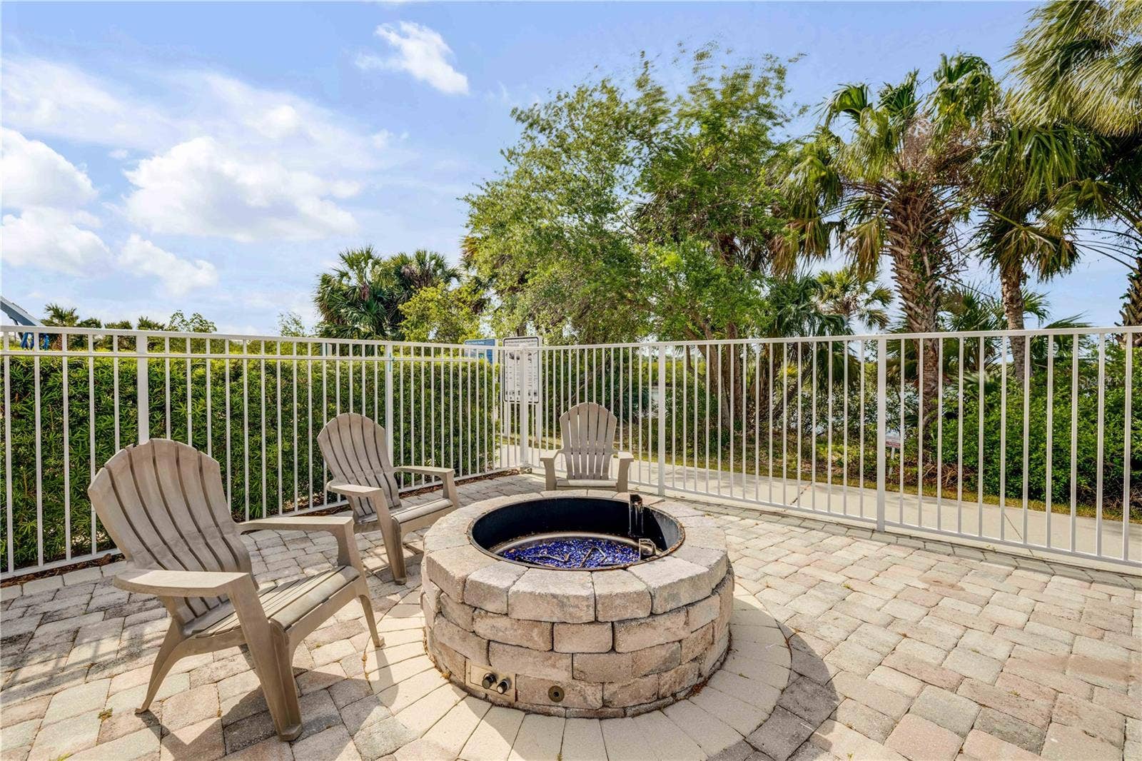 1 RIVERWALK DRIVE, #303, New Smyrna Beach, FL 32169 Fire pit