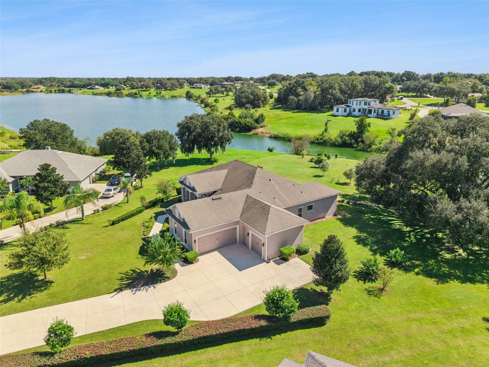 36819 WOLF COURT, Eustis, FL 32736 Welcome home to 36819 Wolf Ct. located on over 1.6 acres with water frontage