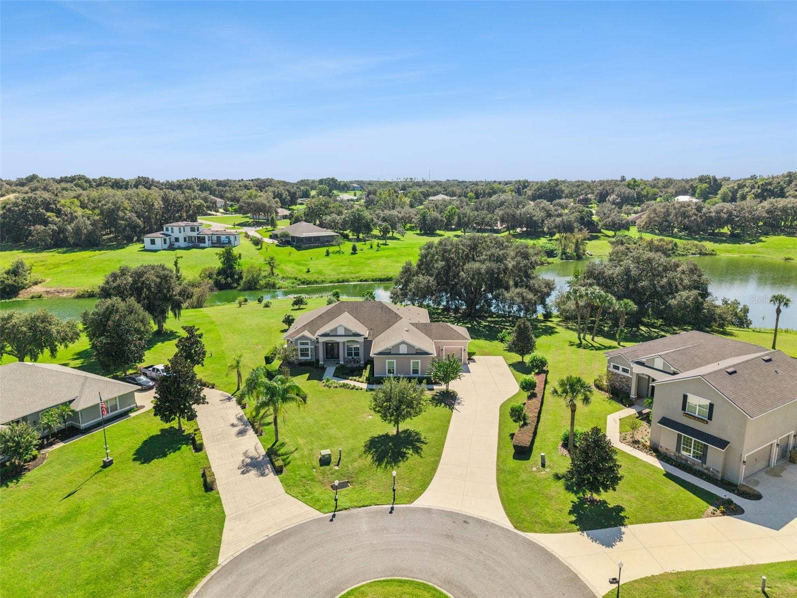 36819 WOLF COURT, Eustis, FL 32736 Executive estate home
