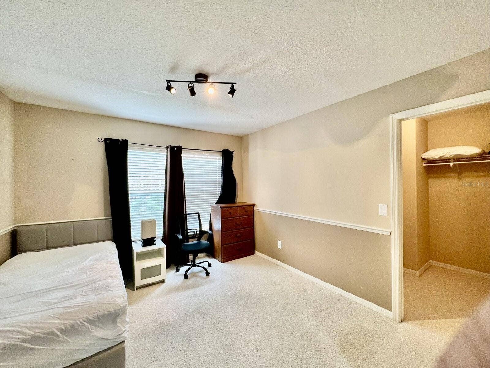 1565 THE OAKS BOULEVARD, Kissimmee, FL 34746
