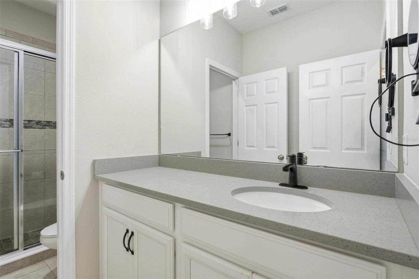 1552 MYRTLE OAKS TRAIL, Oviedo, FL 32765 Bathroom 2 near bedroom 2