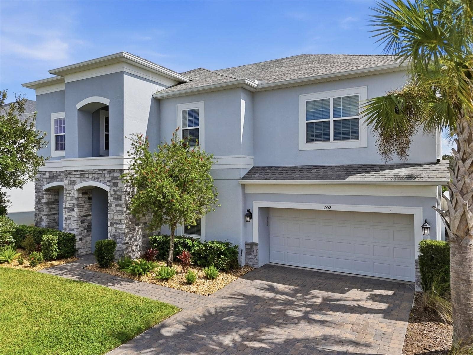 1552 MYRTLE OAKS TRAIL, Oviedo, FL 32765 Welcome to 1552 Myrtle Oaks Trail in the gated community of Southern Oaks