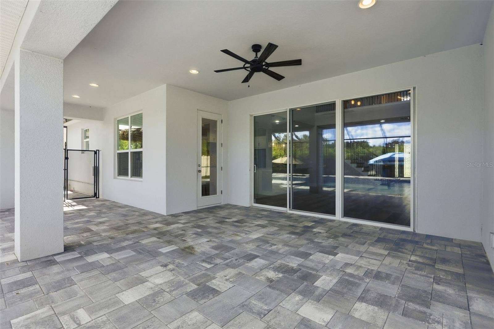 1552 MYRTLE OAKS TRAIL, Oviedo, FL 32765 Large covered lanai