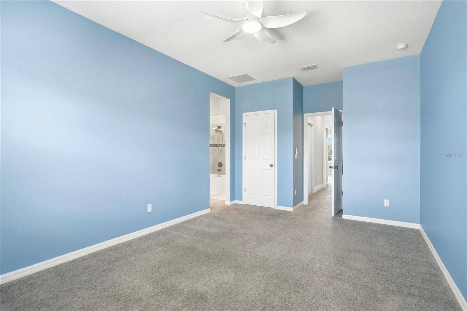 1552 MYRTLE OAKS TRAIL, Oviedo, FL 32765 Bedroom 6 with view into Jack and Jill bathroom
