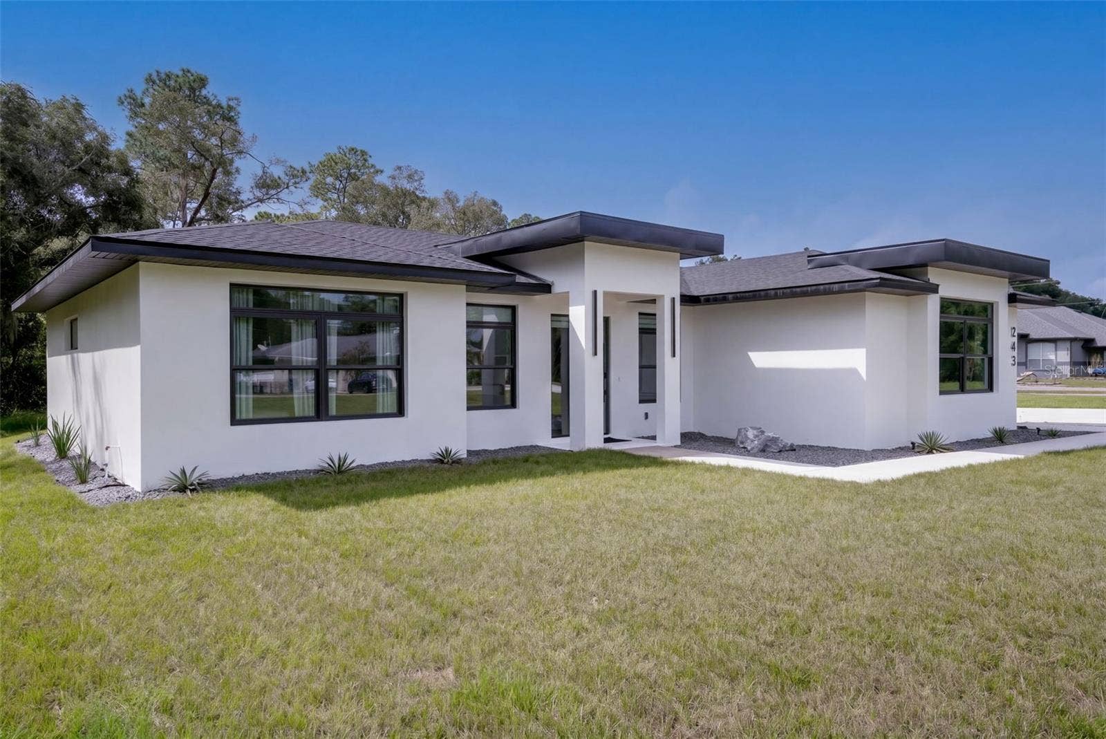 243 DEERFOOT ROAD, Deland, FL 32720 243 DEERFOOT ROAD, Deland, FL 32720