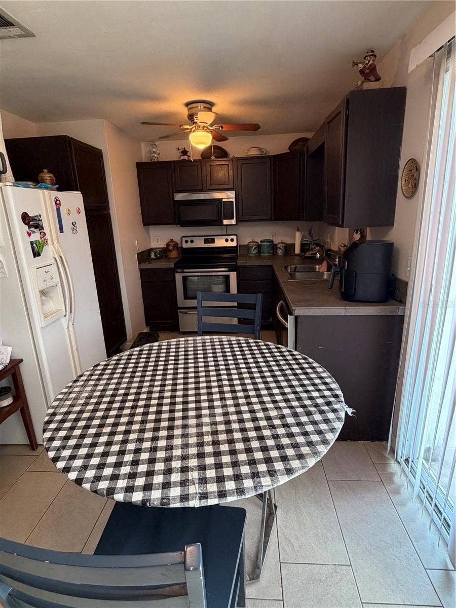 8148 CYERS LANE, Orlando, FL 32822 8148 CYERS LANE, Orlando, FL 32822