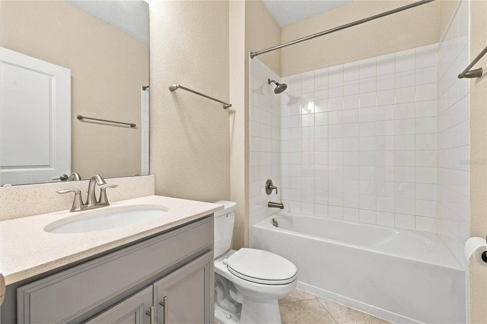 11103 SWEETGUM WOODS DRIVE, Orlando, FL 32832 11103 SWEETGUM WOODS DRIVE, Orlando, FL 32832