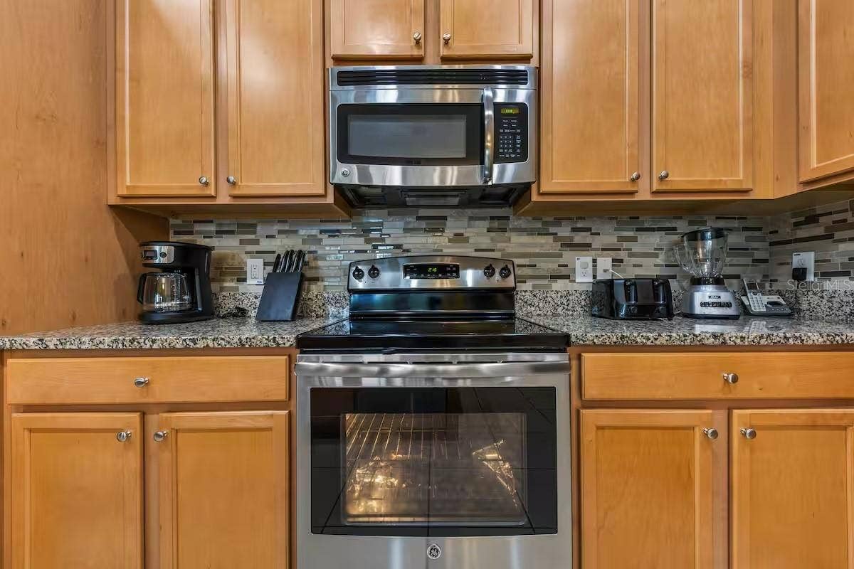 462 CAPTIVA DRIVE, Davenport, FL 33896
