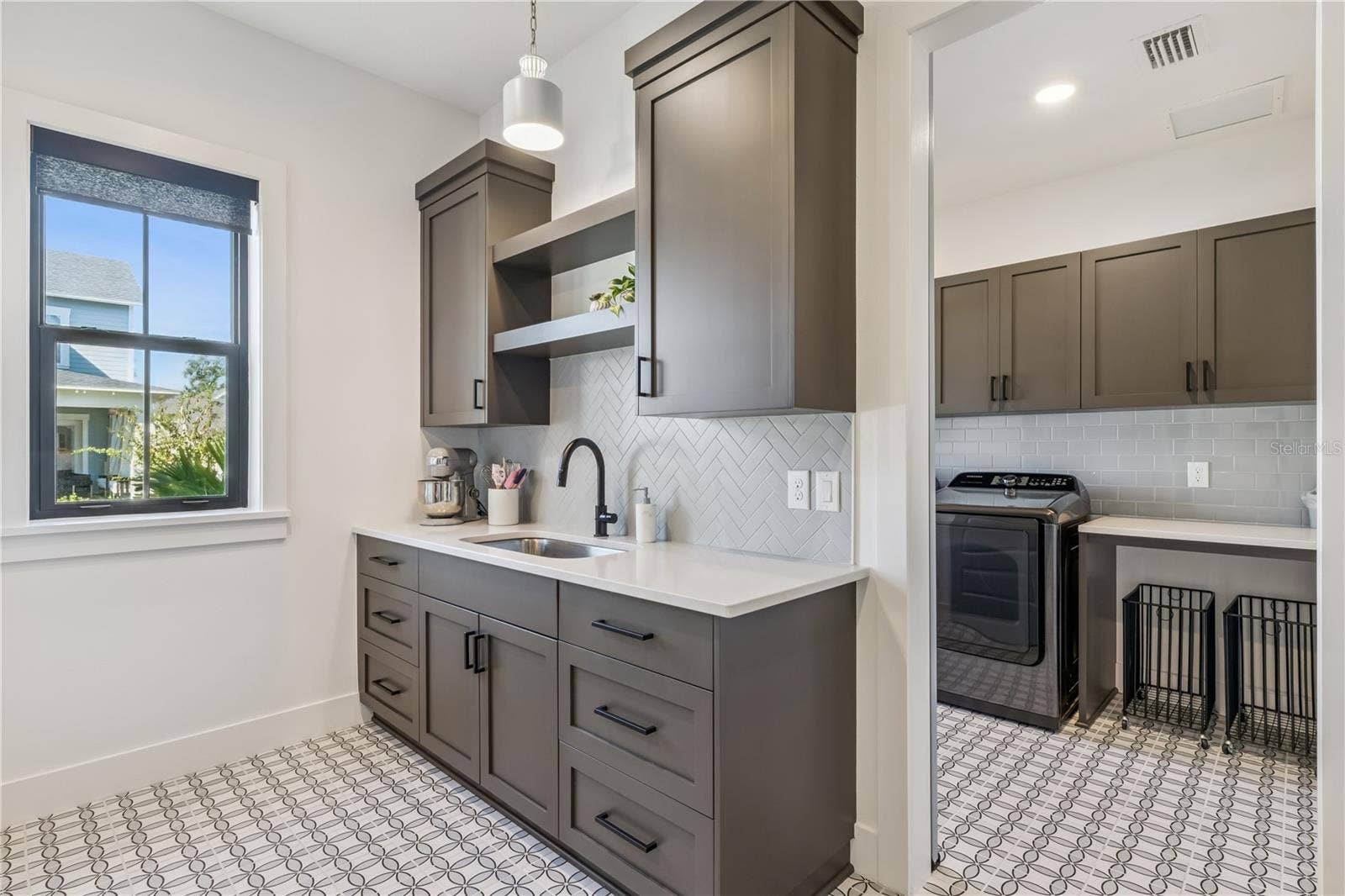 900 ALLENDALE LANE, Oakland, FL 34787 More Scullery