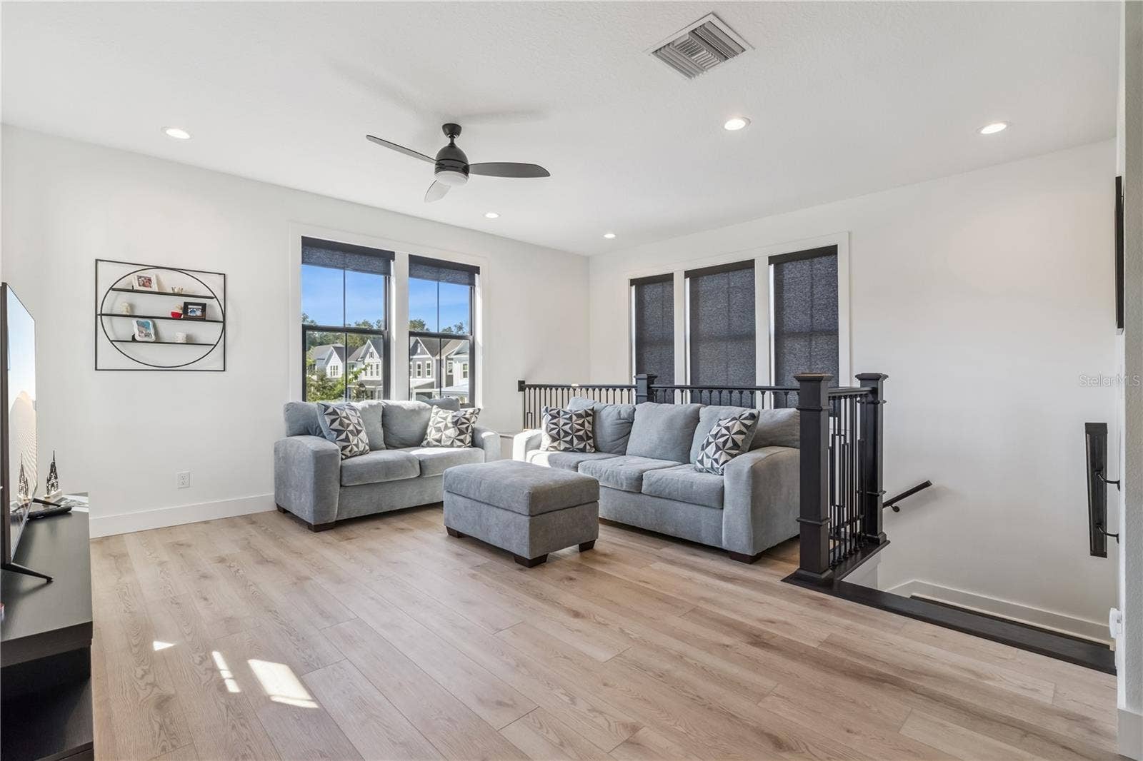 900 ALLENDALE LANE, Oakland, FL 34787 Upstairs loft
