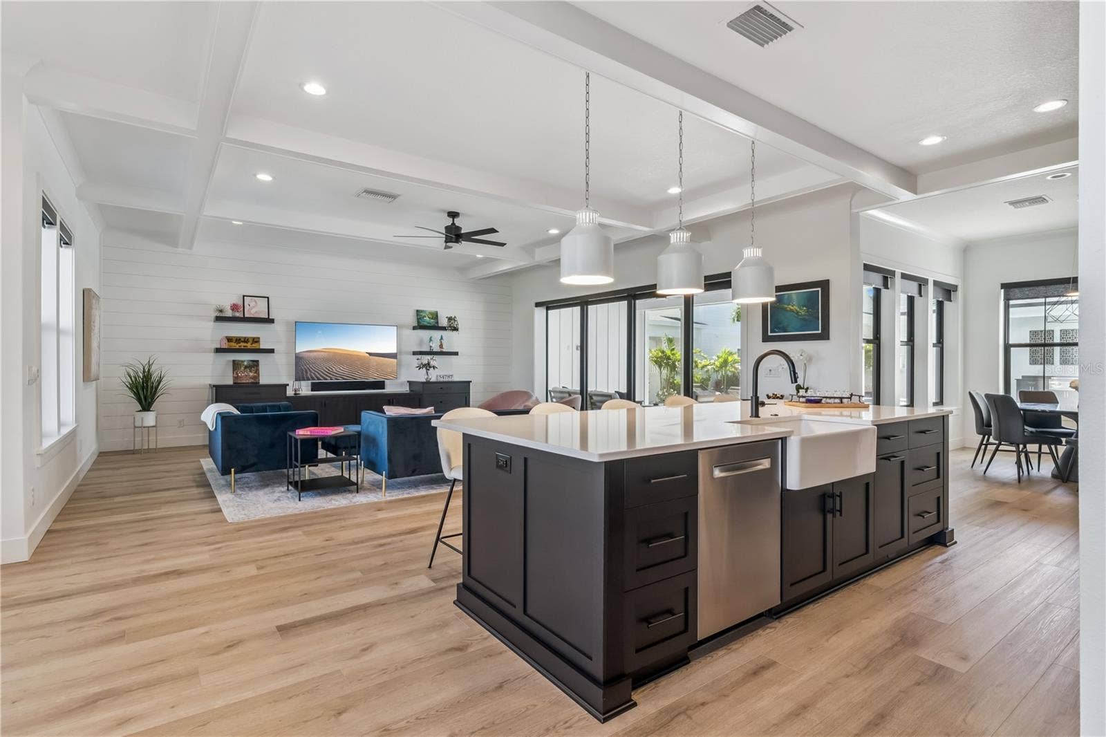900 ALLENDALE LANE, Oakland, FL 34787 open concept living