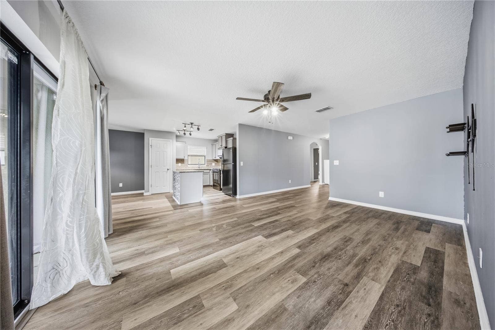 1151 WOODLARK DRIVE, Haines City, FL 33844 1151 WOODLARK DRIVE, Haines City, FL 33844