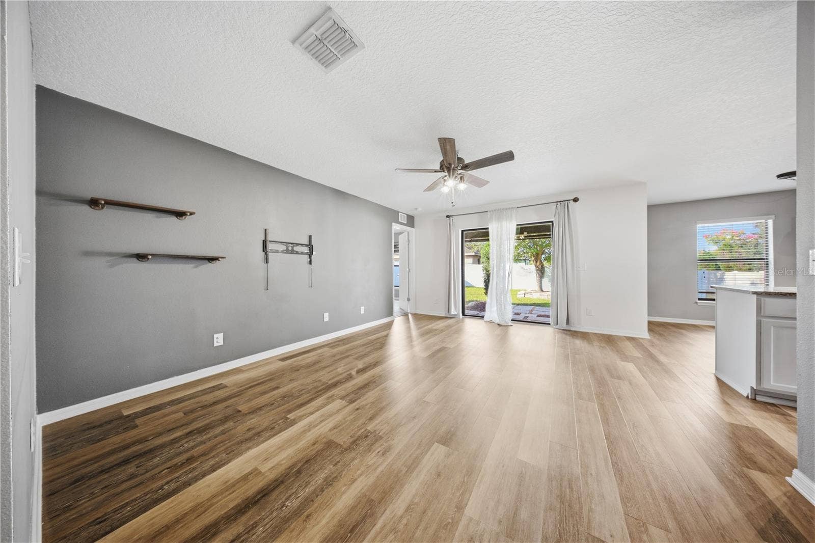 1151 WOODLARK DRIVE, Haines City, FL 33844 1151 WOODLARK DRIVE, Haines City, FL 33844