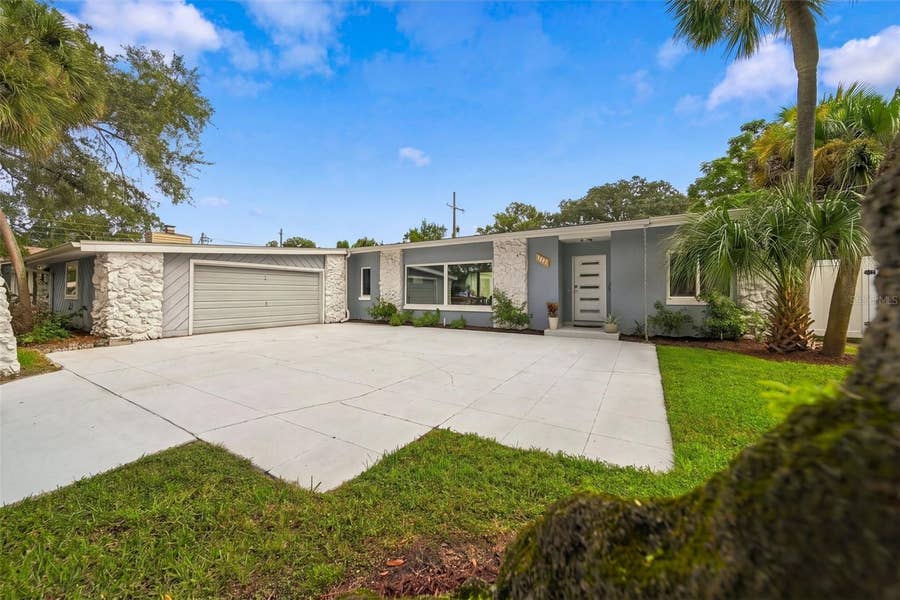 Property photo for 1221 SILVERSTONE AVENUE, Orlando, FL