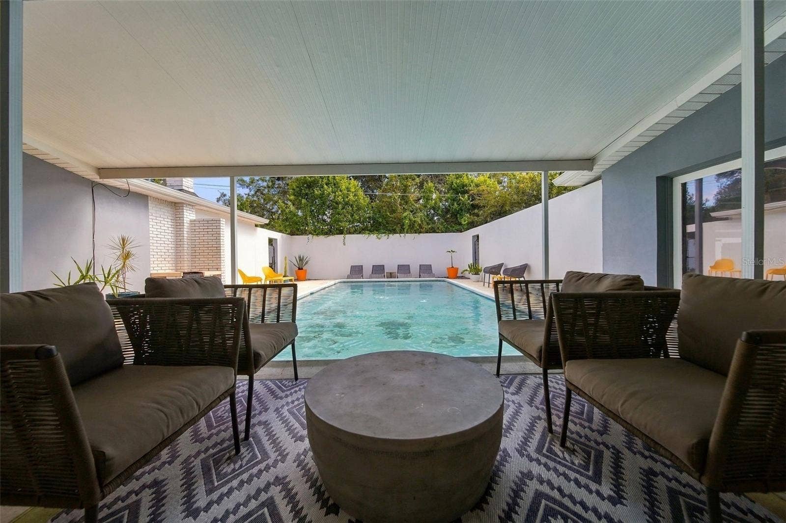 Covered lanai in the private courtyard