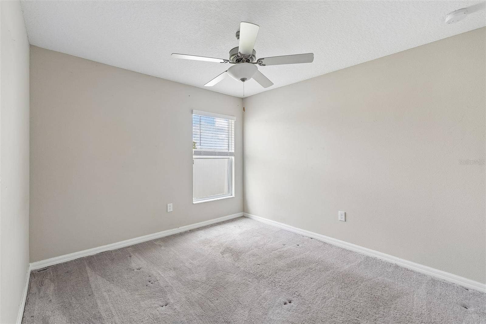 5404 BLUE AZURE DRIVE, Wimauma, FL 33598 5404 BLUE AZURE DRIVE, Wimauma, FL 33598
