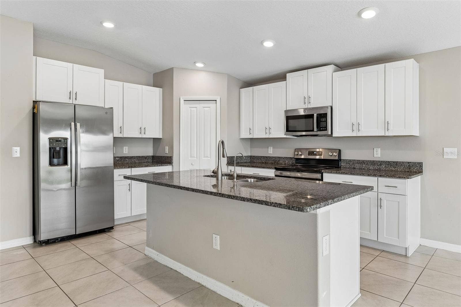 5404 BLUE AZURE DRIVE, Wimauma, FL 33598 5404 BLUE AZURE DRIVE, Wimauma, FL 33598