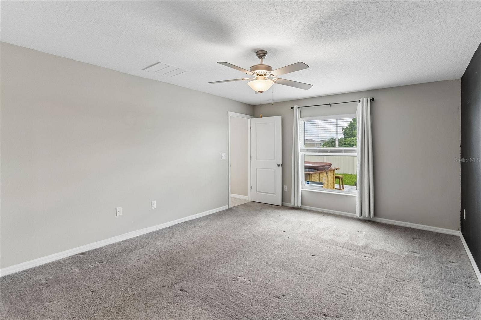 5404 BLUE AZURE DRIVE, Wimauma, FL 33598 5404 BLUE AZURE DRIVE, Wimauma, FL 33598