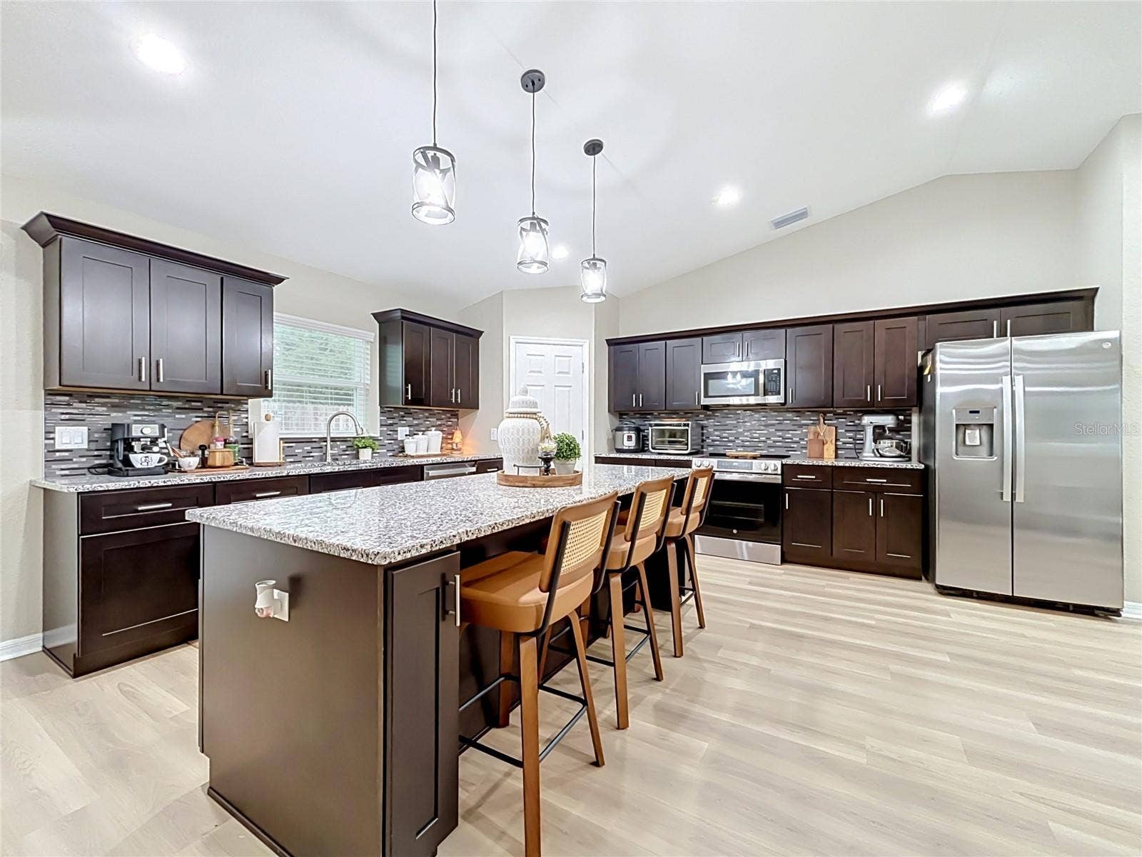 221 AVENUE P NW, Winter Haven, FL 33881 221 AVENUE P NW, Winter Haven, FL 33881