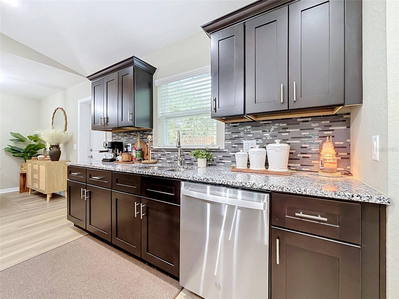 221 AVENUE P NW, Winter Haven, FL 33881 221 AVENUE P NW, Winter Haven, FL 33881
