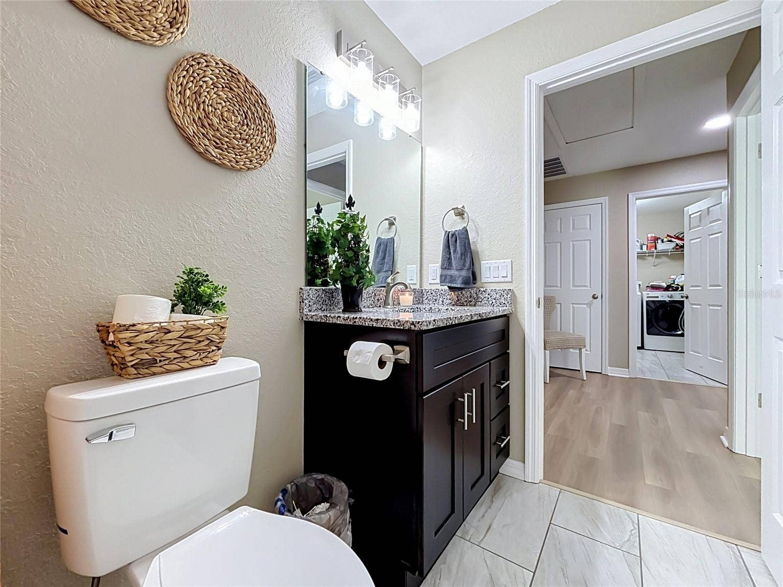 221 AVENUE P NW, Winter Haven, FL 33881 221 AVENUE P NW, Winter Haven, FL 33881