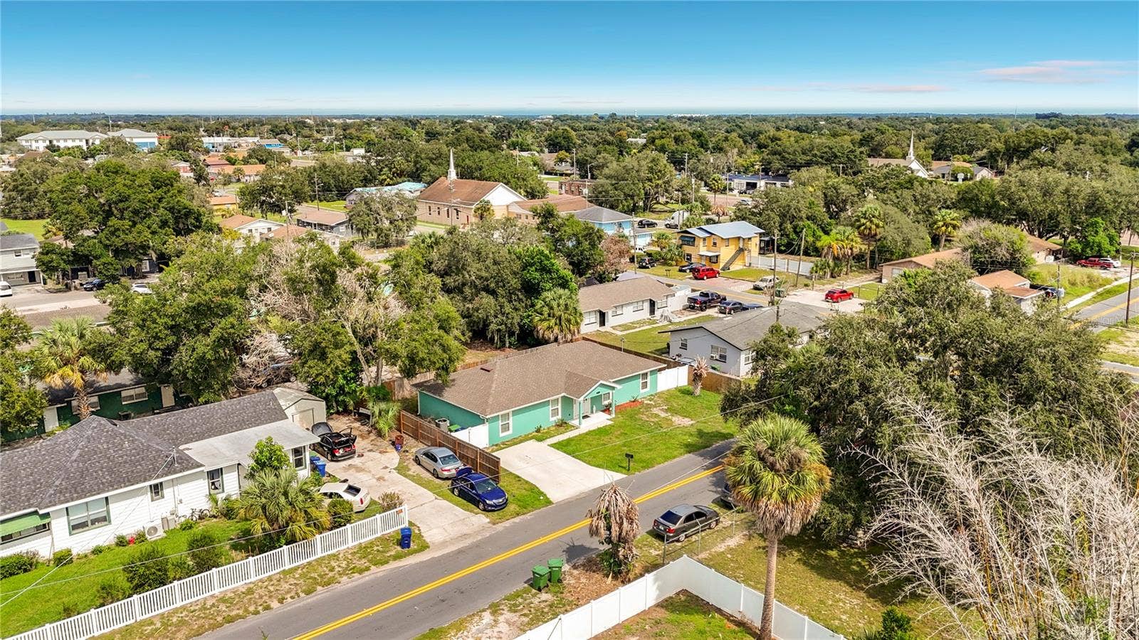 221 AVENUE P NW, Winter Haven, FL 33881 221 AVENUE P NW, Winter Haven, FL 33881