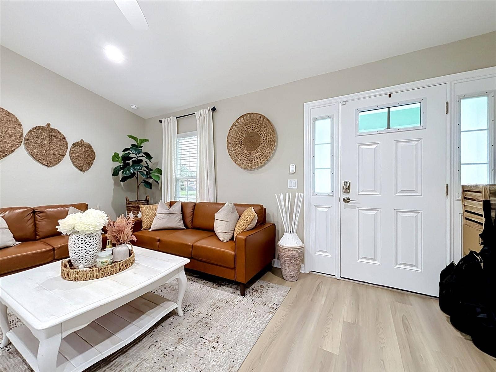 221 AVENUE P NW, Winter Haven, FL 33881 221 AVENUE P NW, Winter Haven, FL 33881