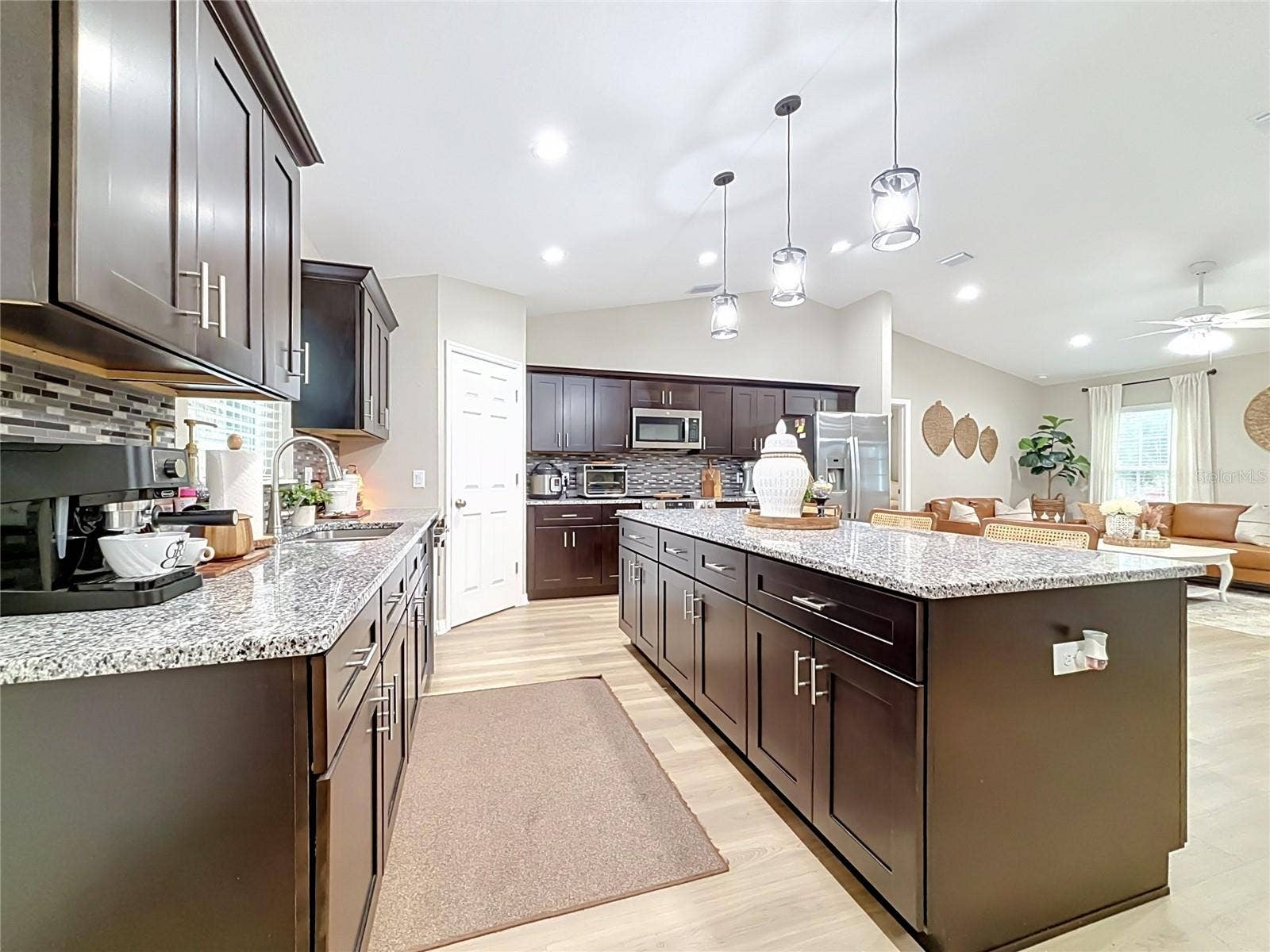 221 AVENUE P NW, Winter Haven, FL 33881 221 AVENUE P NW, Winter Haven, FL 33881