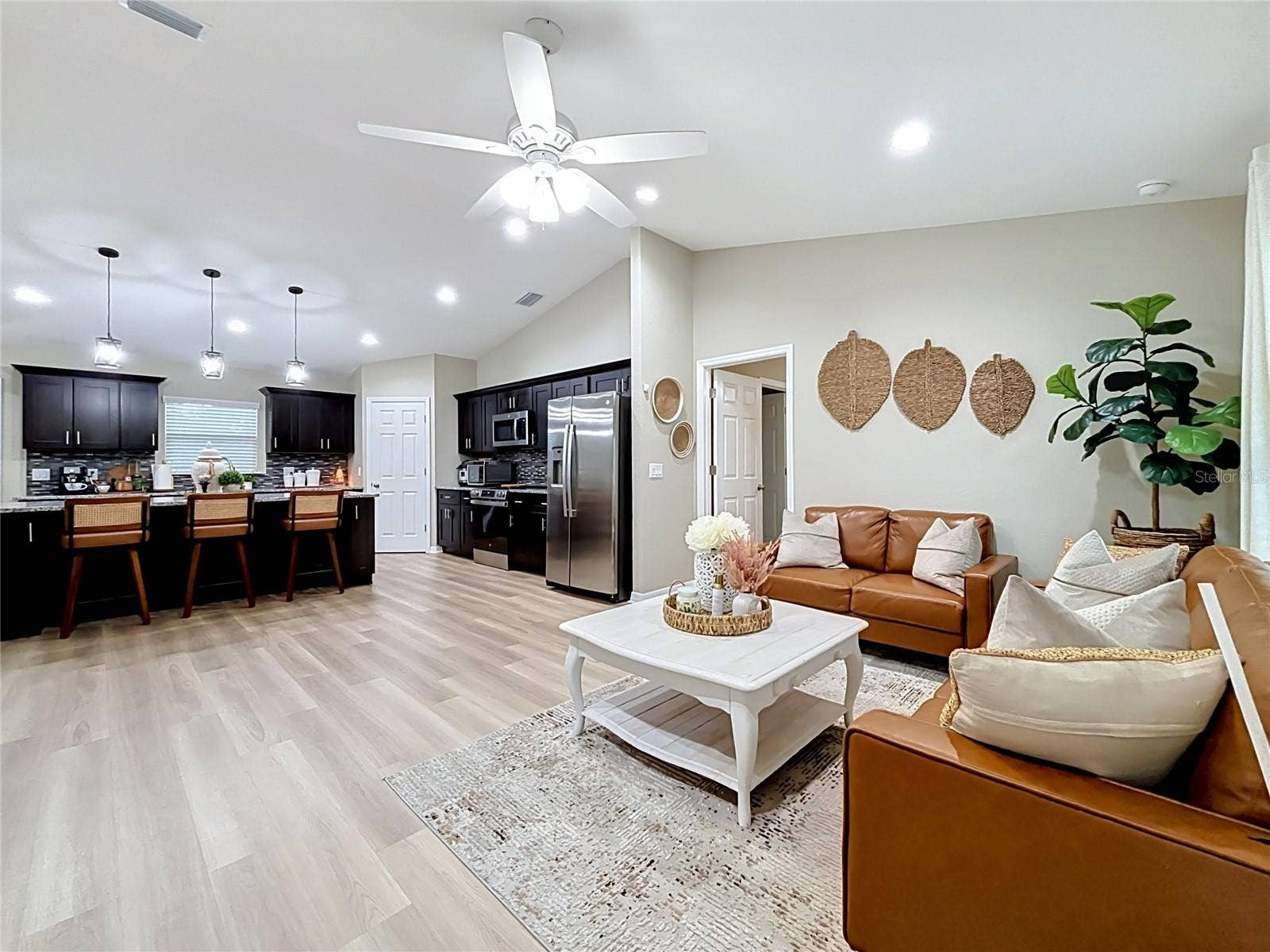 221 AVENUE P NW, Winter Haven, FL 33881 221 AVENUE P NW, Winter Haven, FL 33881