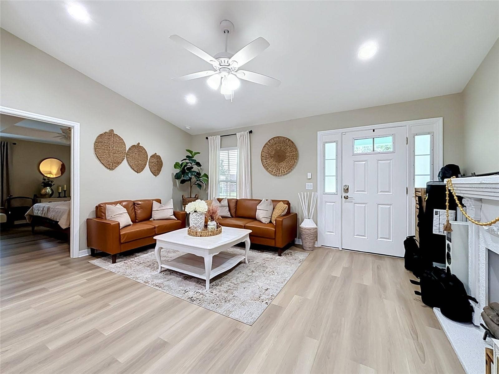 221 AVENUE P NW, Winter Haven, FL 33881 221 AVENUE P NW, Winter Haven, FL 33881