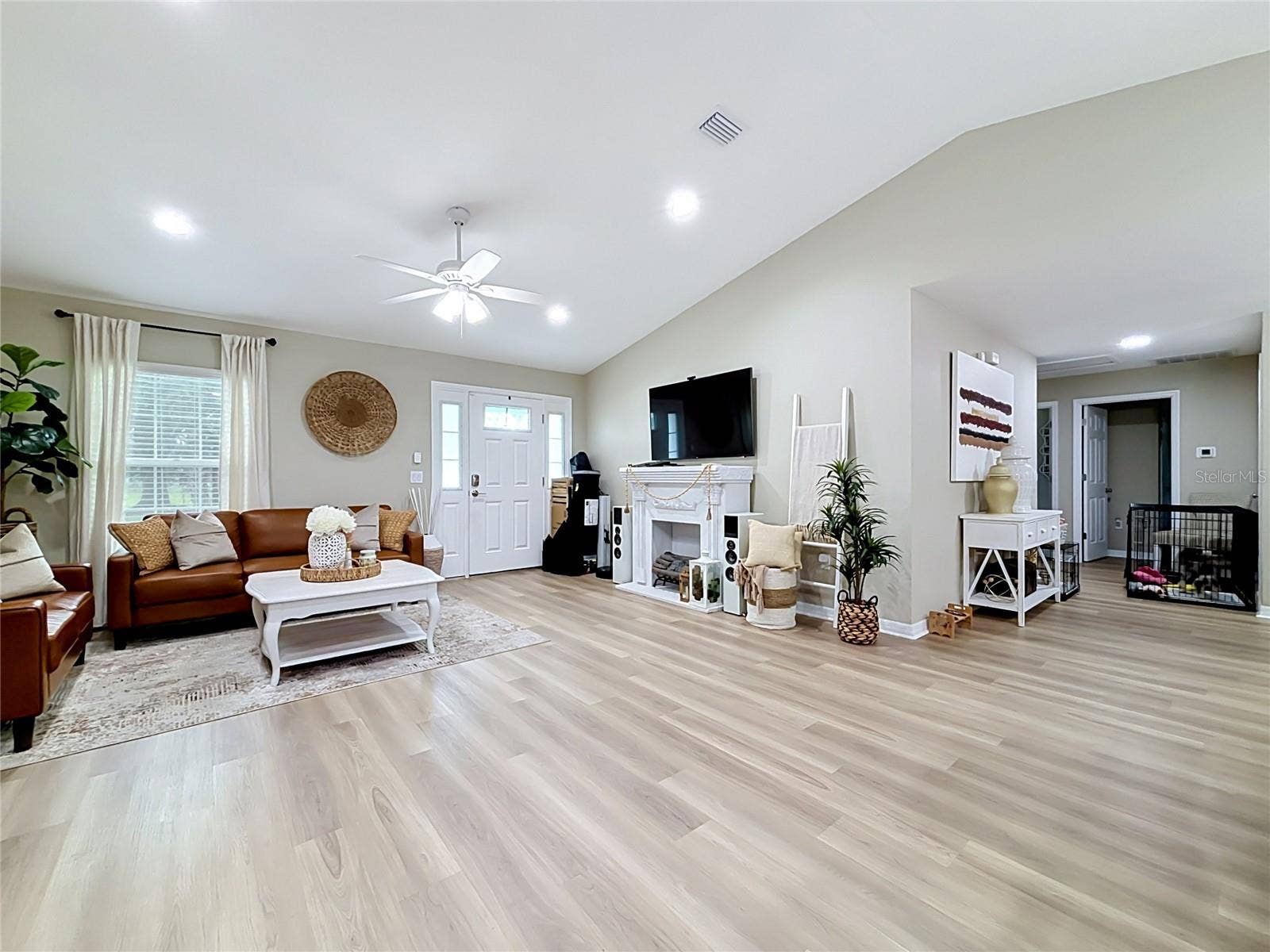 221 AVENUE P NW, Winter Haven, FL 33881 221 AVENUE P NW, Winter Haven, FL 33881