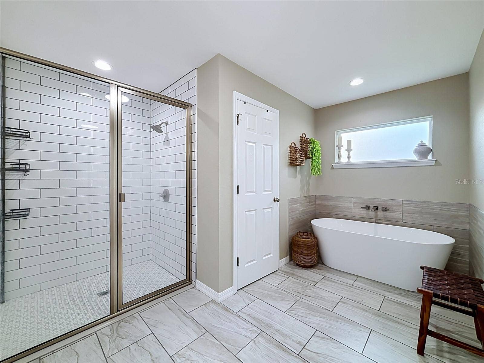 221 AVENUE P NW, Winter Haven, FL 33881 221 AVENUE P NW, Winter Haven, FL 33881