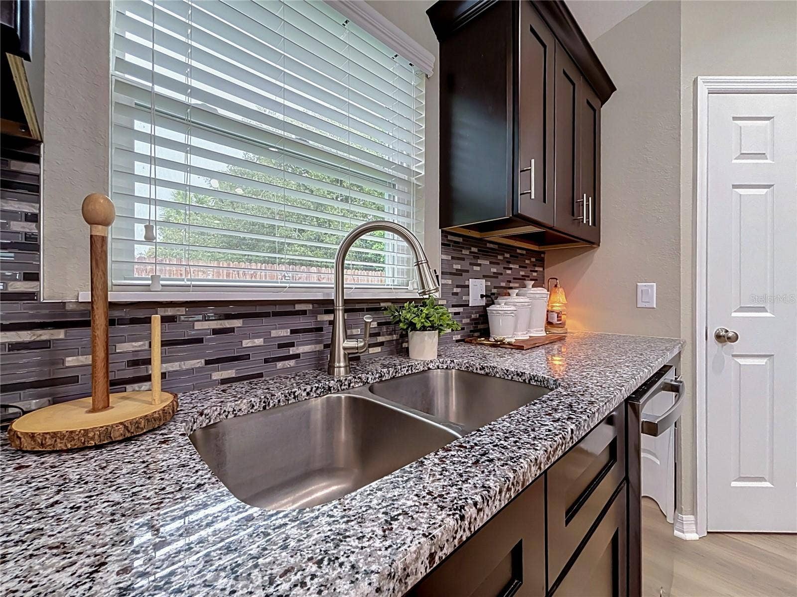 221 AVENUE P NW, Winter Haven, FL 33881 221 AVENUE P NW, Winter Haven, FL 33881