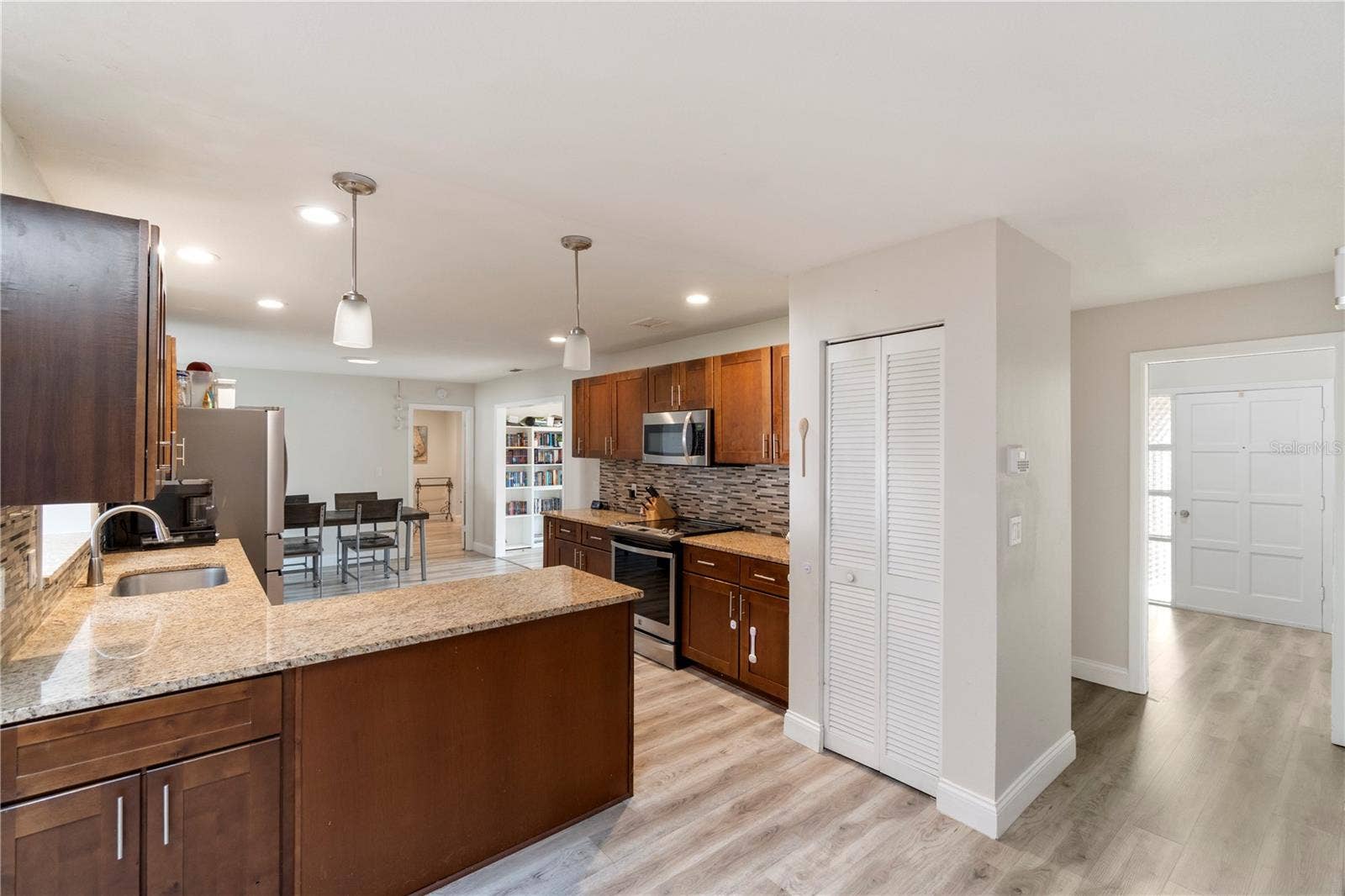Kitchen/Foyer/Dining Area