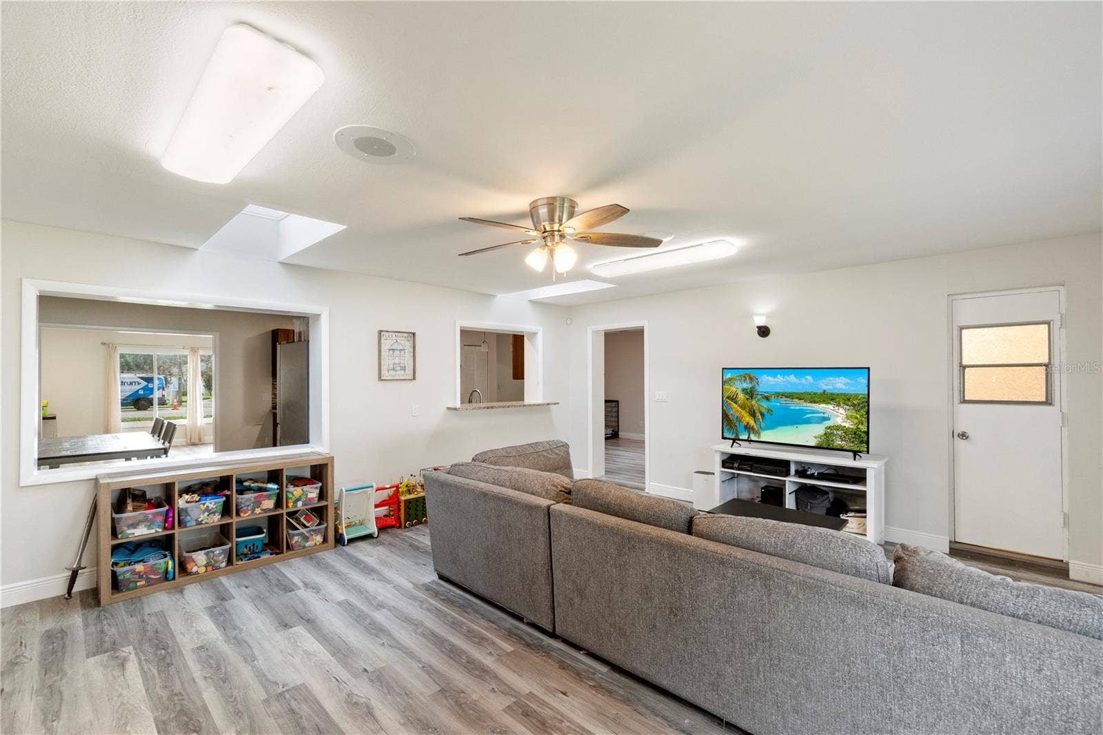 Living/Flex Room