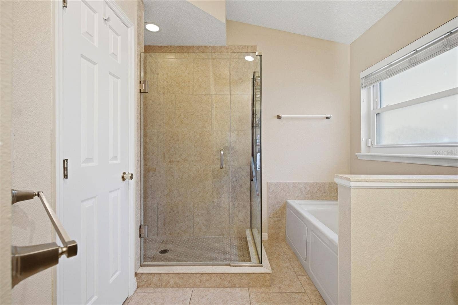 7709 APPLE TREE CIRCLE, Orlando, FL 32819