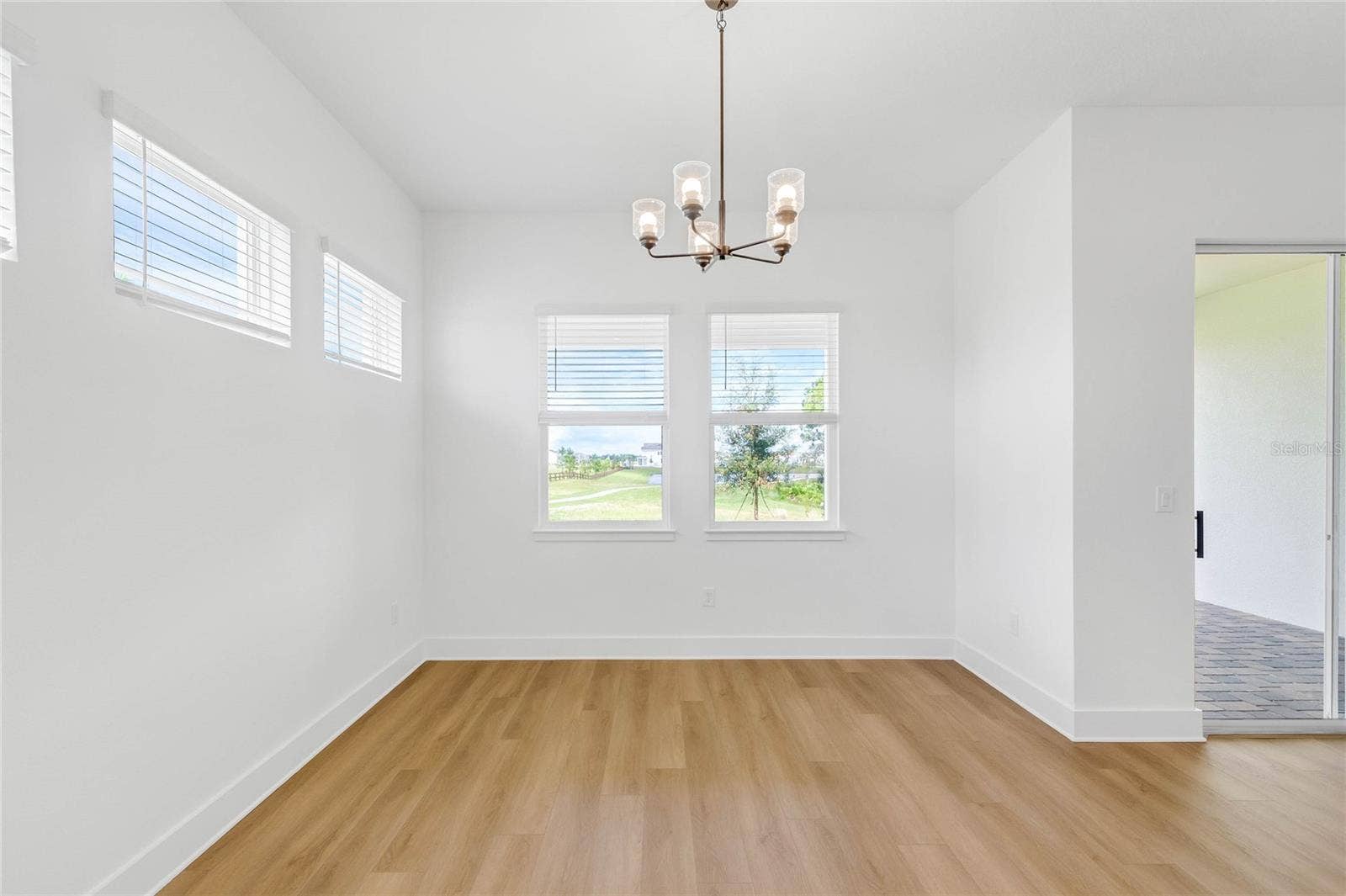 17590 JAPONICA BLOOM DRIVE, Winter Garden, FL 34787 Dining Room (representative photo)