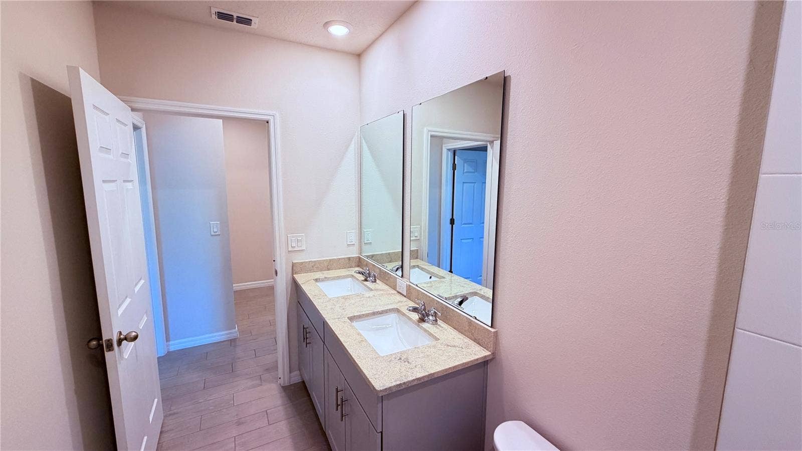 702 ALTA VISTA COURT, Davenport, FL 33896 702 ALTA VISTA COURT, Davenport, FL 33896