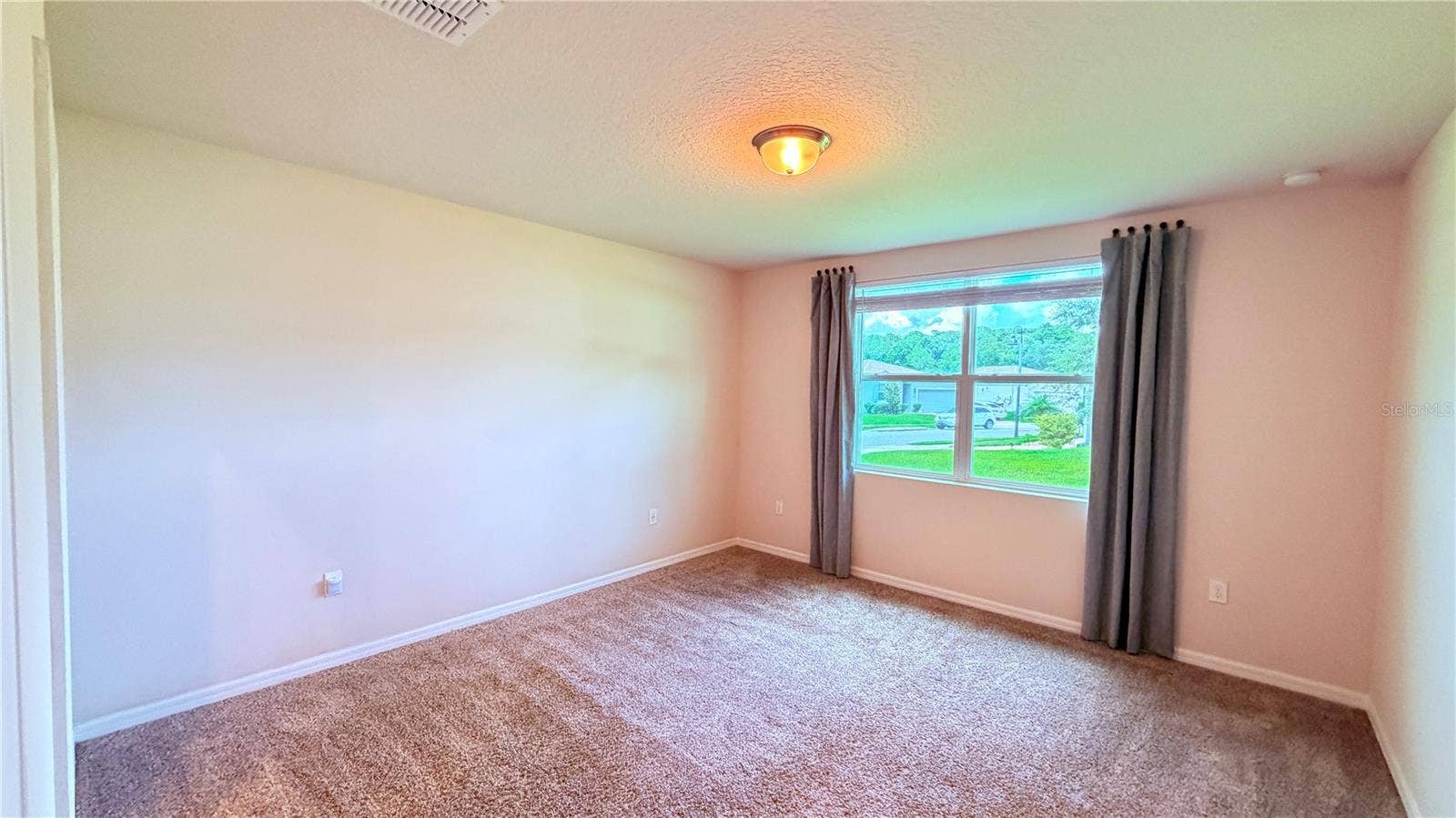 702 ALTA VISTA COURT, Davenport, FL 33896 702 ALTA VISTA COURT, Davenport, FL 33896