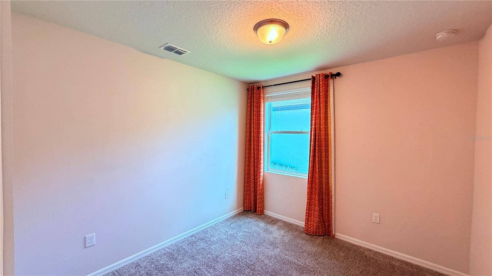 702 ALTA VISTA COURT, Davenport, FL 33896 702 ALTA VISTA COURT, Davenport, FL 33896