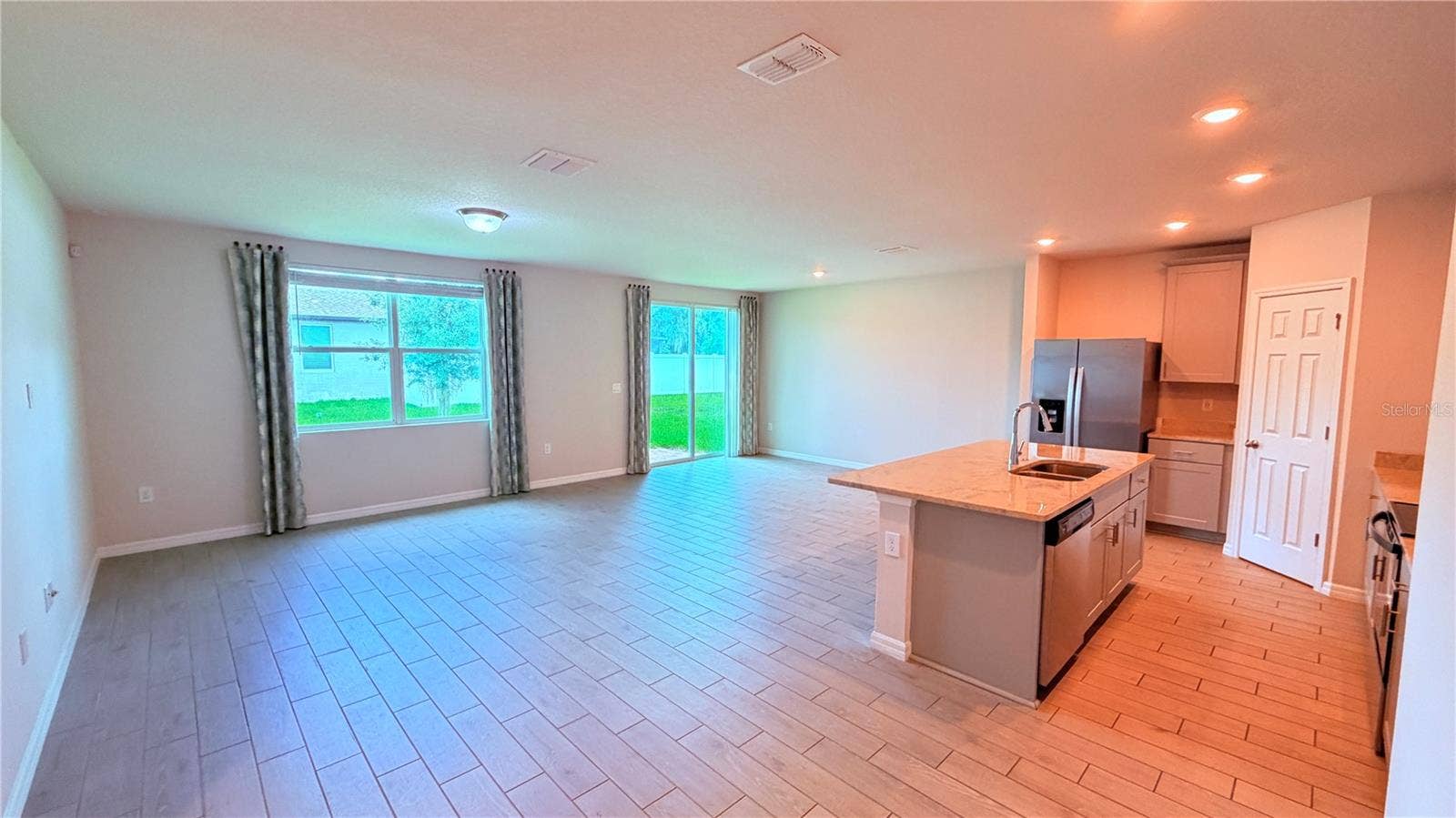 702 ALTA VISTA COURT, Davenport, FL 33896 702 ALTA VISTA COURT, Davenport, FL 33896