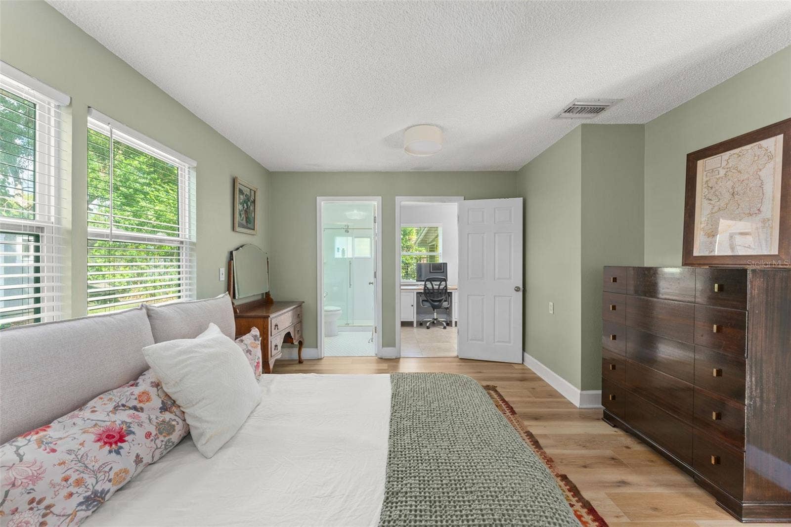 1911 WEBER STREET, Orlando, FL 32803 1911 WEBER STREET, Orlando, FL 32803